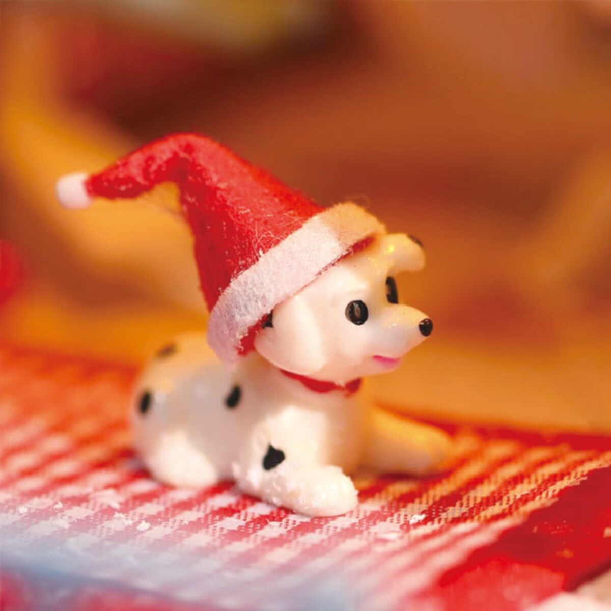 Miniaturowy domek - Boże Narodzenie w Alpach