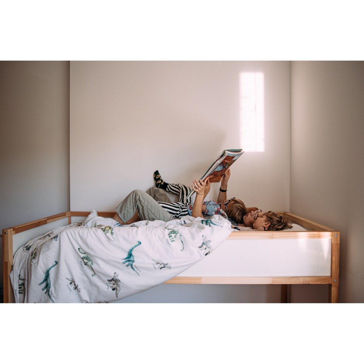 Pościel Dinozaury 140/200 + 50/60 cm