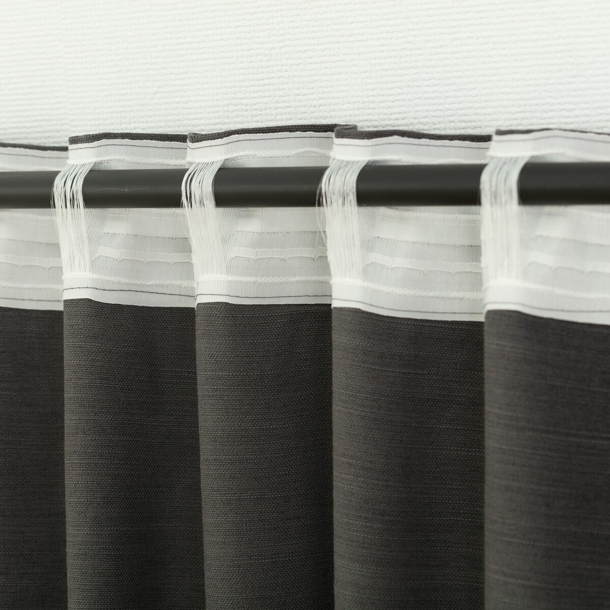 Zasłona BASIC na taśmie marszczącej 140x280cm łupkowo-szary 1szt. 140x280 szary