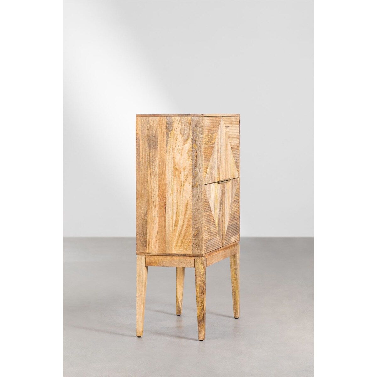 Wysoki kredens z drewna mango Baty Design