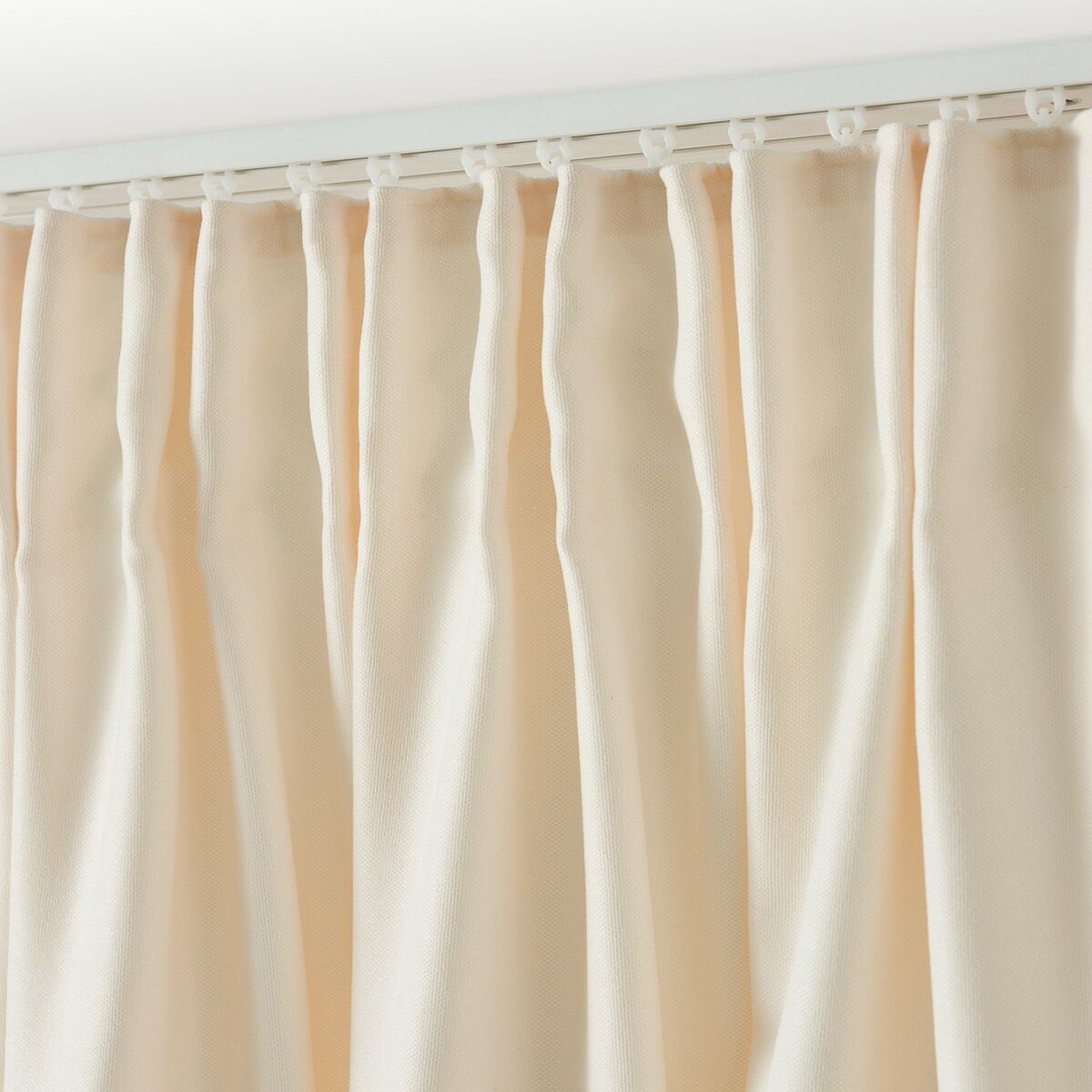 Zasłona na taśmie marszczącej ecru aksamitna 140 x 280 cm 1 szt. 140x280 ecru