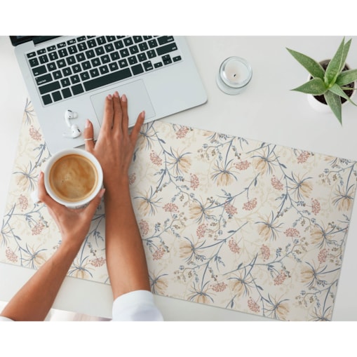 Kremowa mata na biurko Kwiatowy wzór vintage, 90x45 cm
