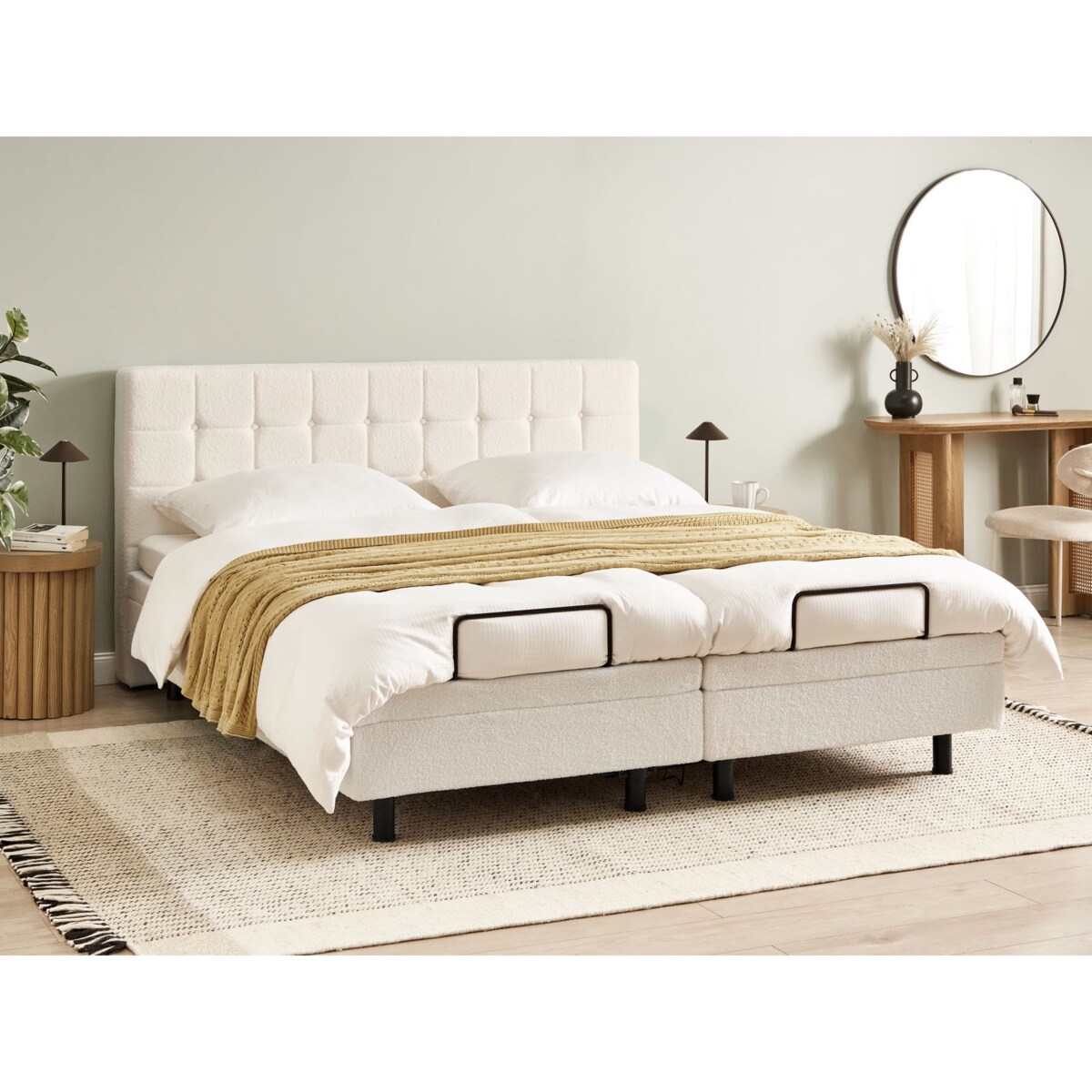 Łóżko regulowane Boucle DUKE 180 x 200 cm Złamana biel