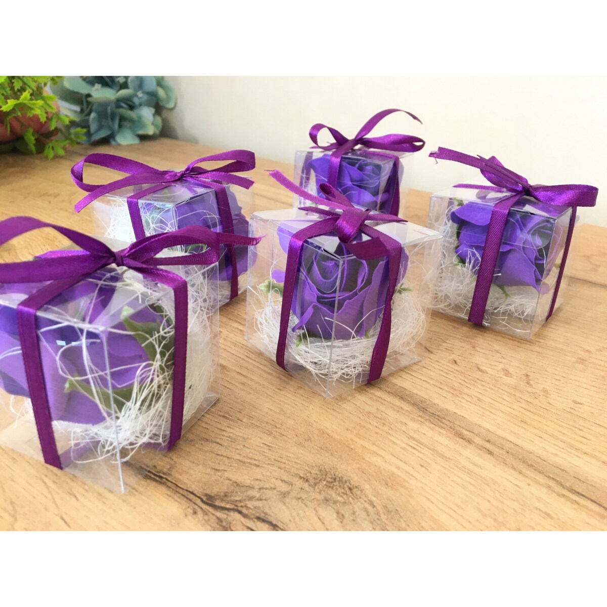 MYDLANA PACHNĄCA RÓŻA dla gości prezent pudełeczko