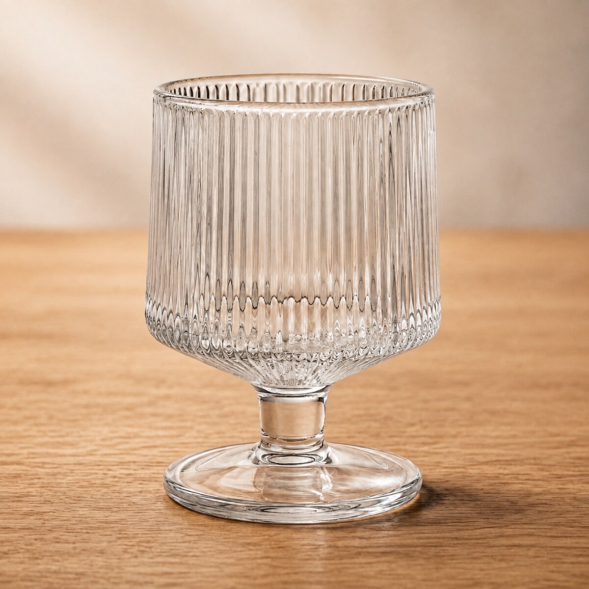 Zestaw 6 szt szklanek ryflowanych na nóżce do deserów, drinków 250ml SZK227ZESTAW6