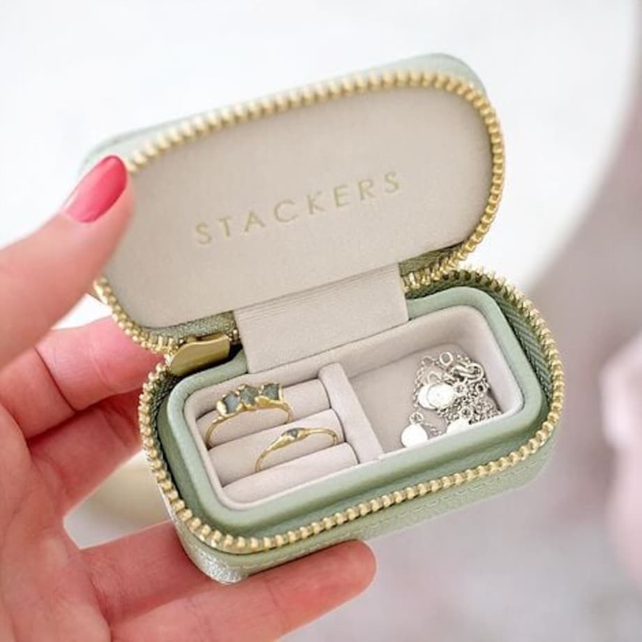 Pudełko podróżne na biżuterię Stackers Travel petite czerwone