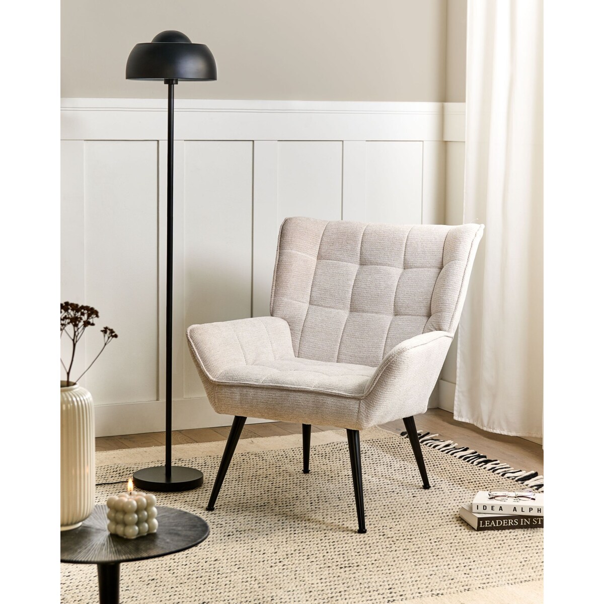 Fotel BELLINGMO Jasnobeżowy