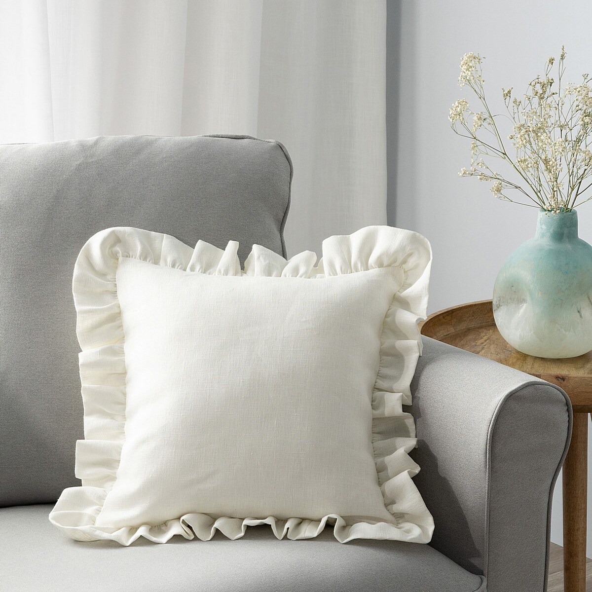 Poszewka Paula z falbaną 45x45 śmietankowy biały