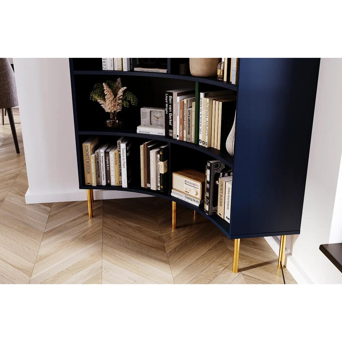 Nowoczesny narożny regał na książki Skandica HORN ze złotymi nogami / granatowy