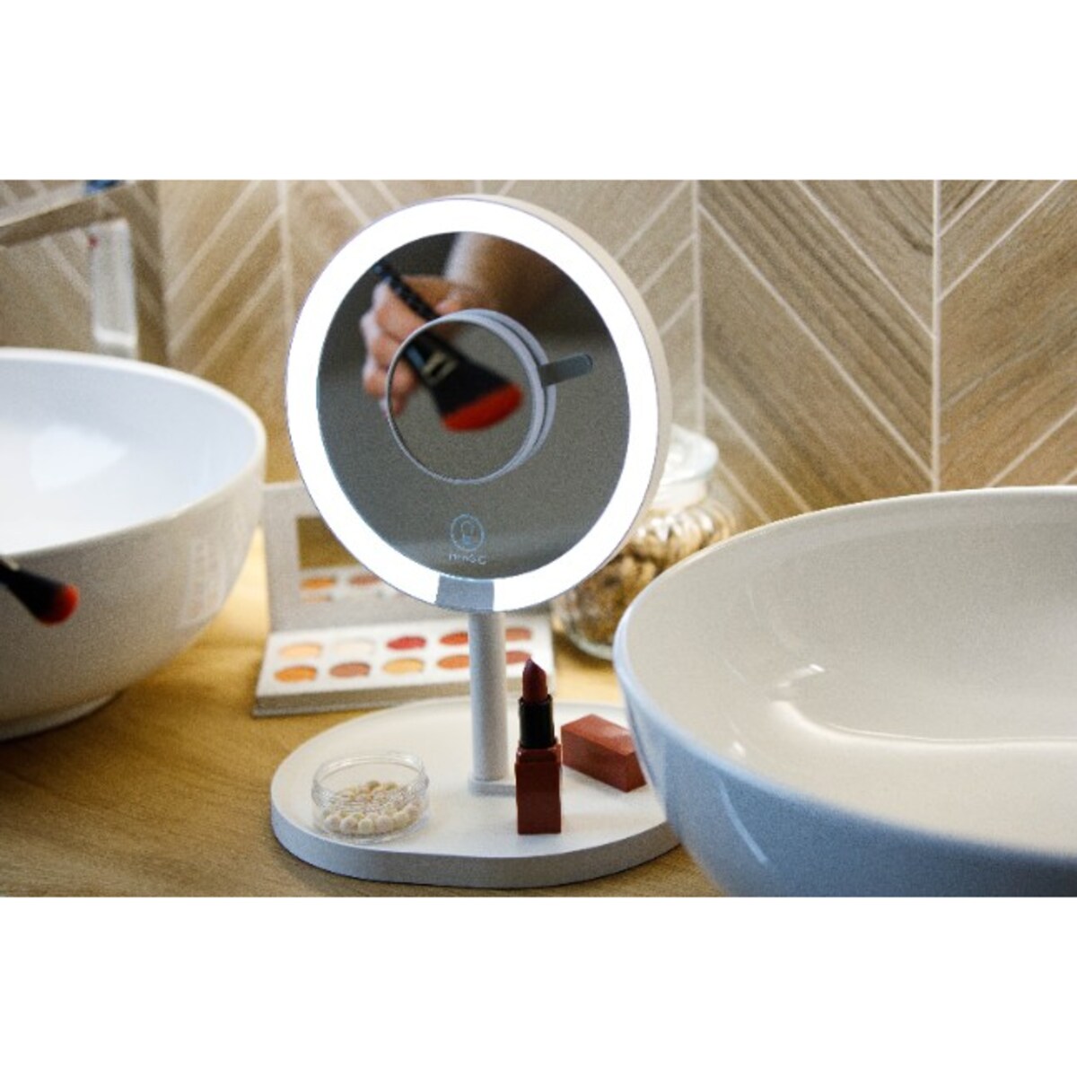 INNOGIO GIOPERFECT DIAMOND GLOW LUSTERKO KOSMETYCZNE Z PODŚWIETLENIEM LED