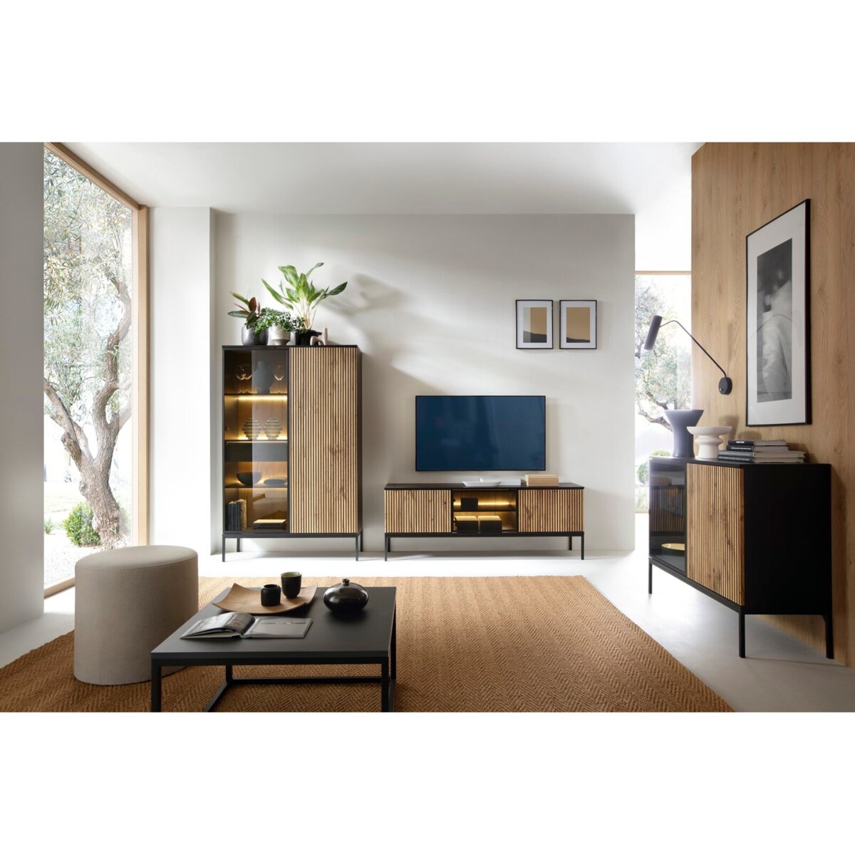 Witryna niska Novel czarna/dąb wotan