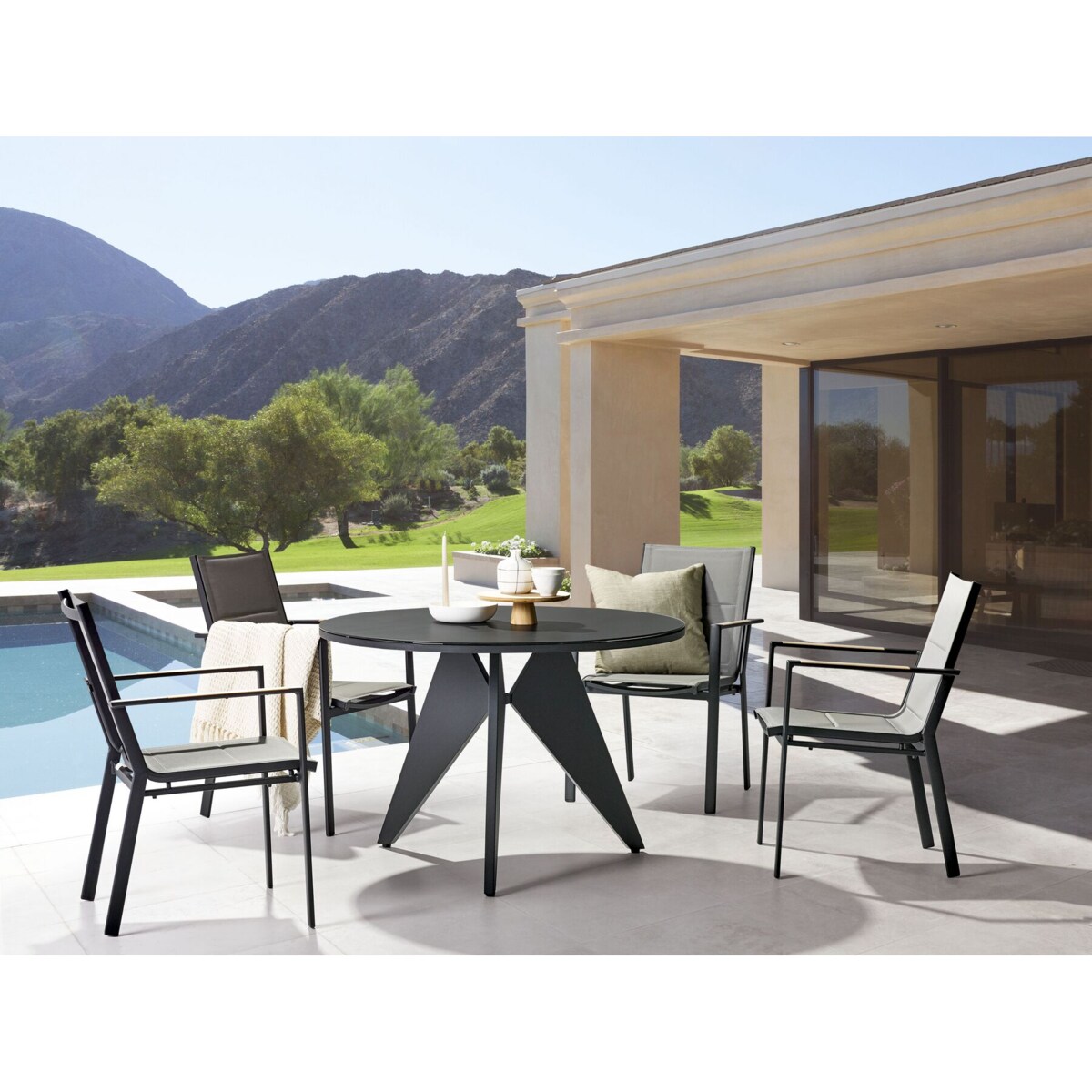 Zestaw ogrodowy dla 4 osób OLMETTO/BUSSETO Metal Czarny