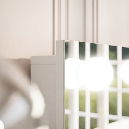 Toaletka MADA ELITE z lustrem i oświetleniem biały mat