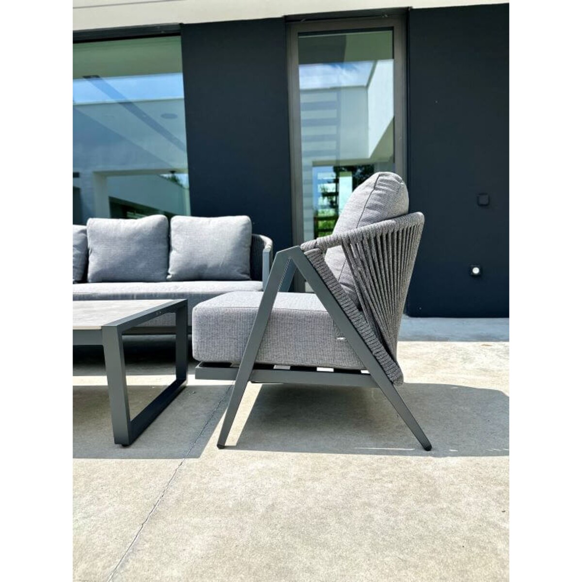 FOTEL ALUMINIOWY MAKSYMO SZARY