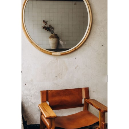 Okrągłe lustro w rattanowej ramie LUMA