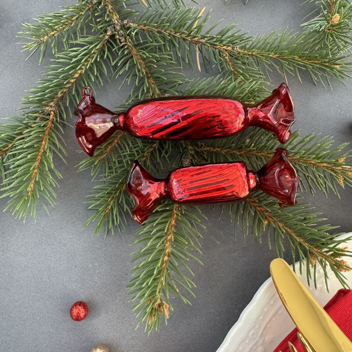 VILLA ITALIA Bombka szklana CUKIEREK red 12 cm