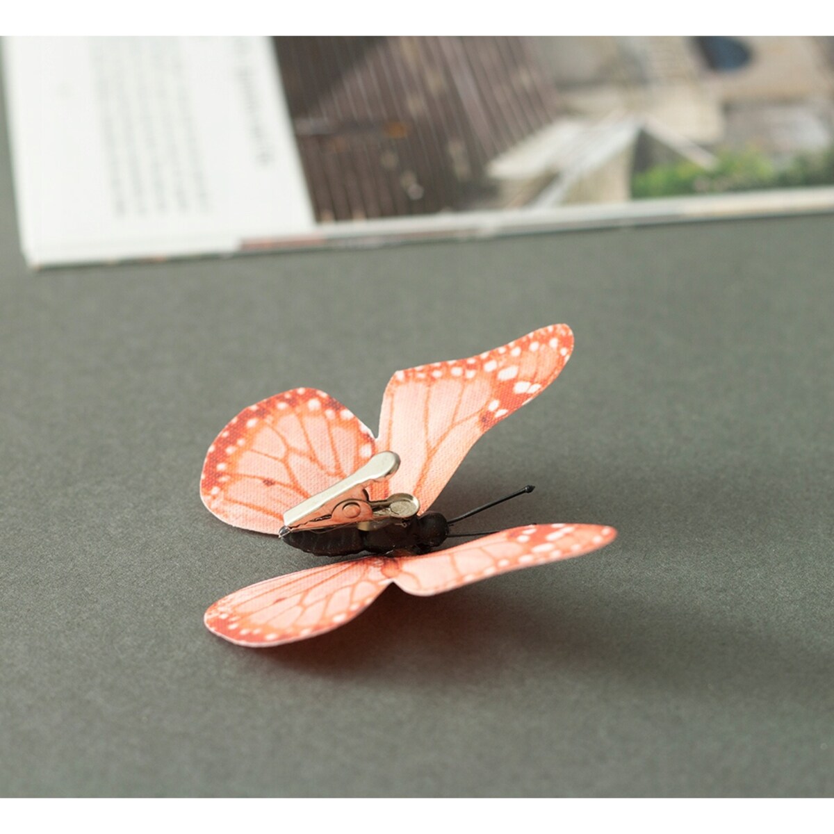 3 szt. DEKORACJA Z KLIPSEM motyl różowy 6x6cm