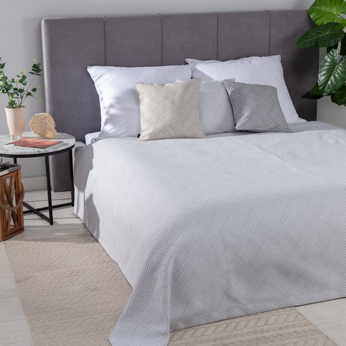 Pled narzuta 220x260cm 220x260 szaro-białe wzory geometryczne