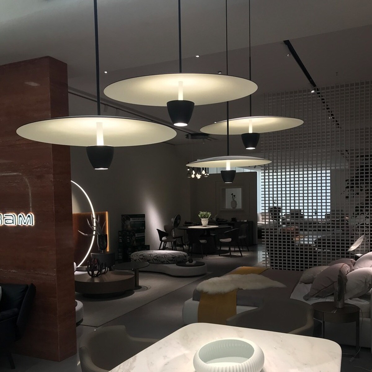 Lampa wisząca Light Prestige Ufo czarny LED CCT 3000K/4000K/6000K (regulowana) 1 szt.