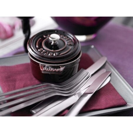 Mini garnek żeliwny okrągły Staub - 250 ml, Grenadynowy