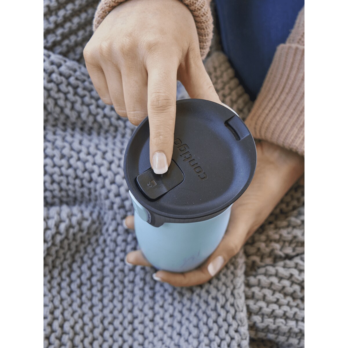 Kubek termiczny Contigo West Loop 2.0 470ml - błękitny mat