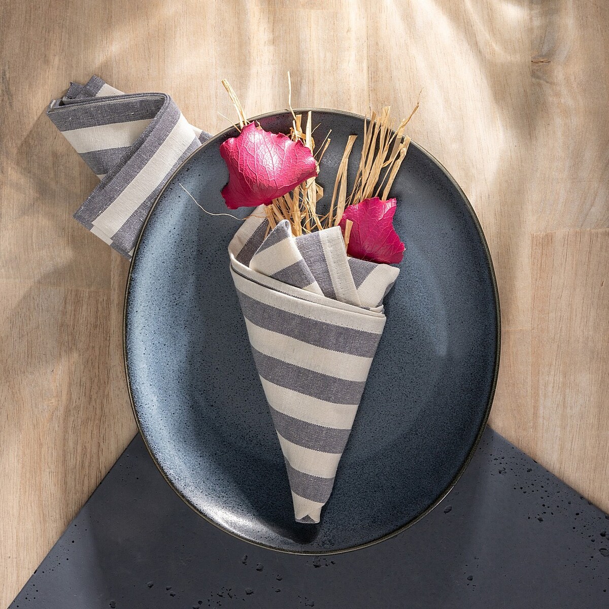 Komplet serwetek 6szt. 42x42 Quadro 136-02, 42x42cm