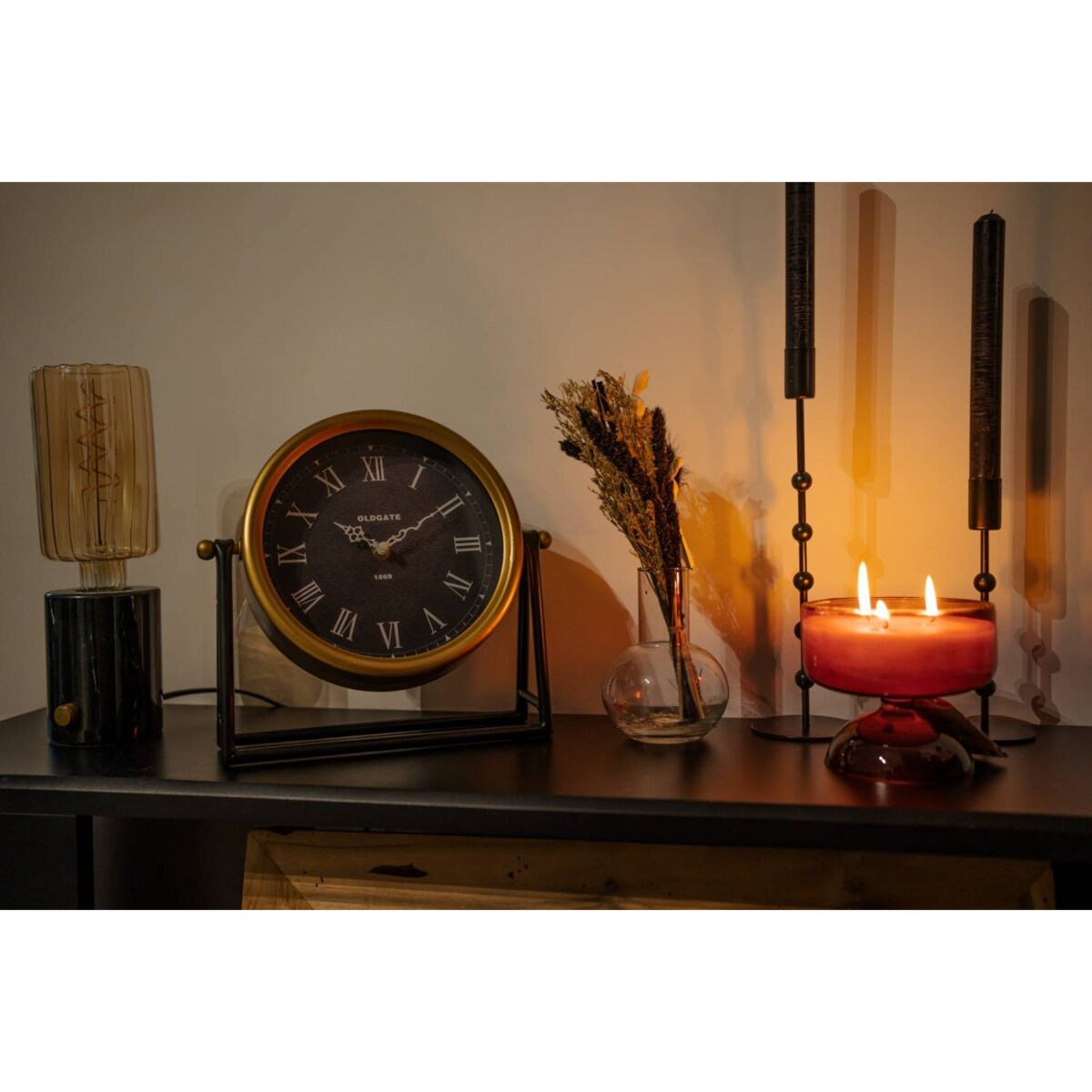 Czarny świecznik, metalowy, 30 cm