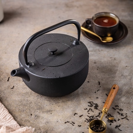 Czajniczek żeliwny Zaparzacz do herbaty ziół 1.1L KINGHOFF