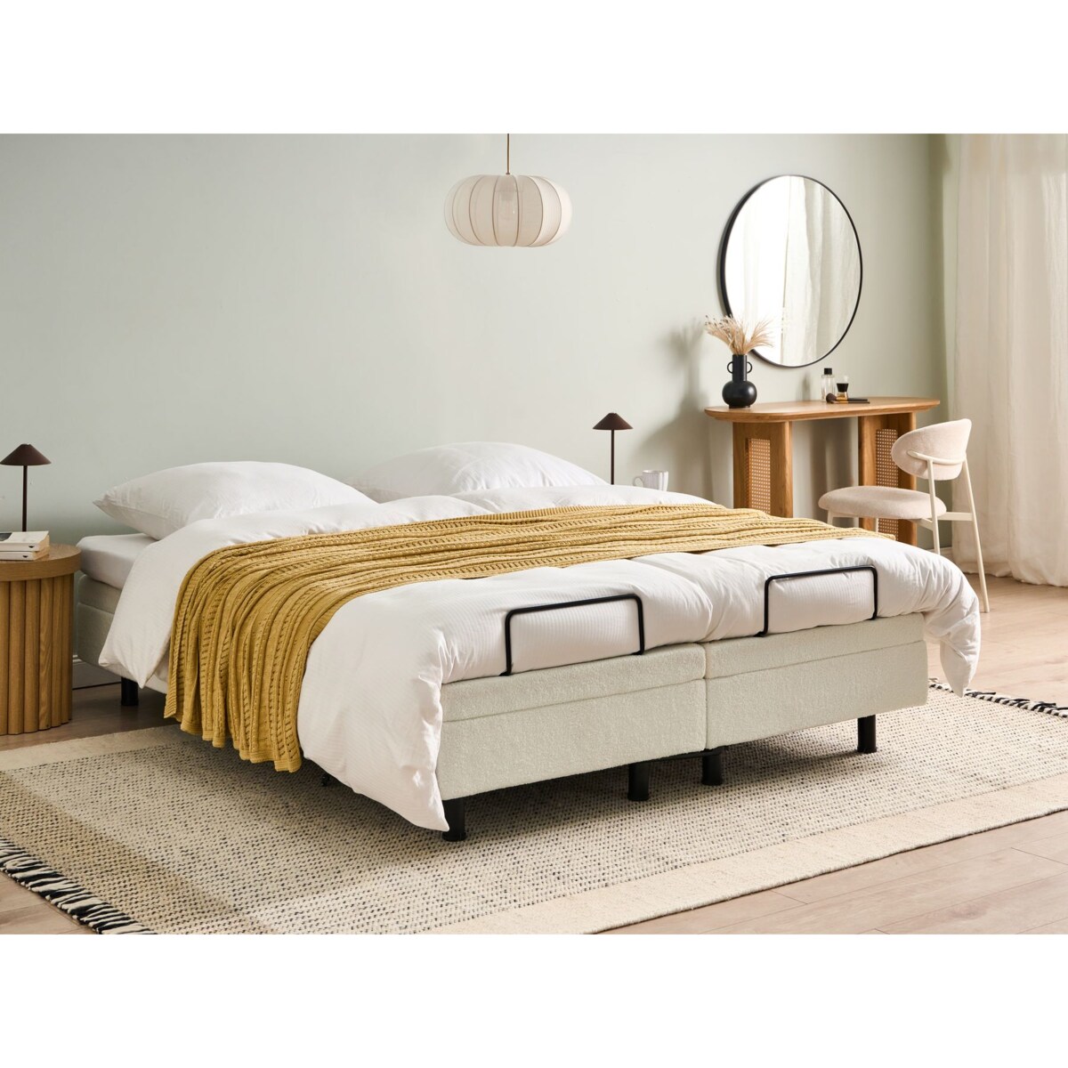 Łóżko regulowane bez zagłówka Boucle DUKE 160 x 200 cm Złamana biel