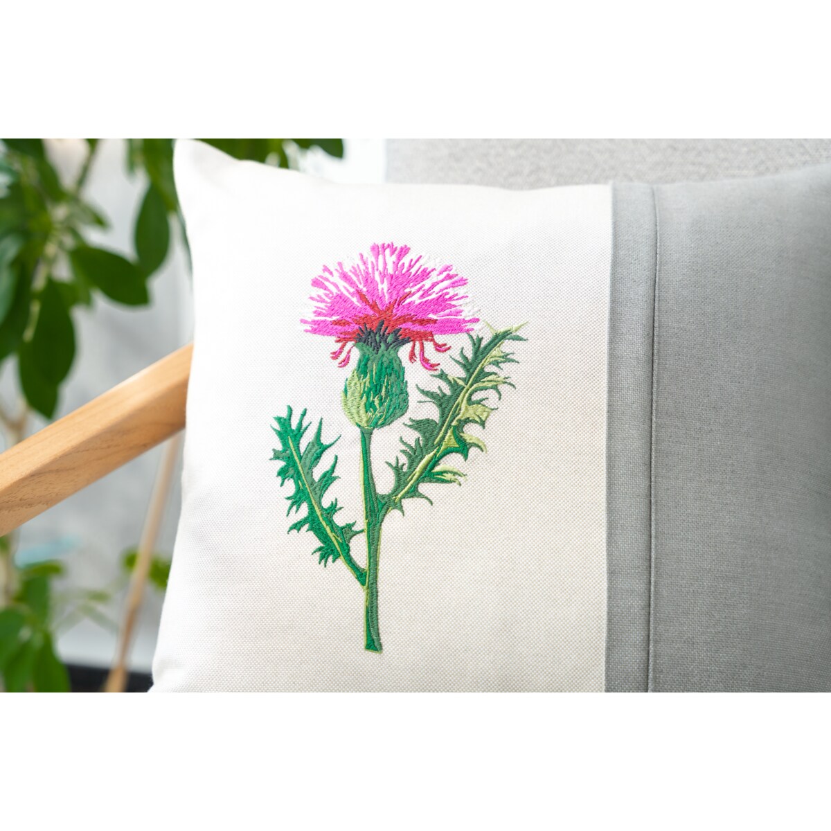 Poduszka dekoracyjna Ostropest Stone 45 x 45 cm