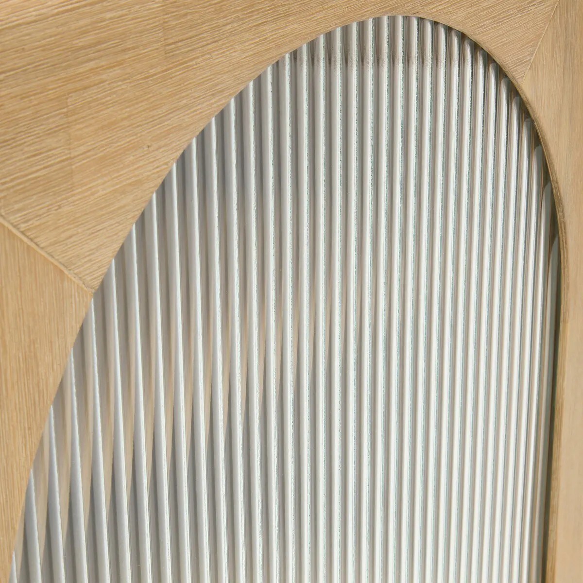 Komoda RTV z drewna akacjowego z przeszkleniem Verra