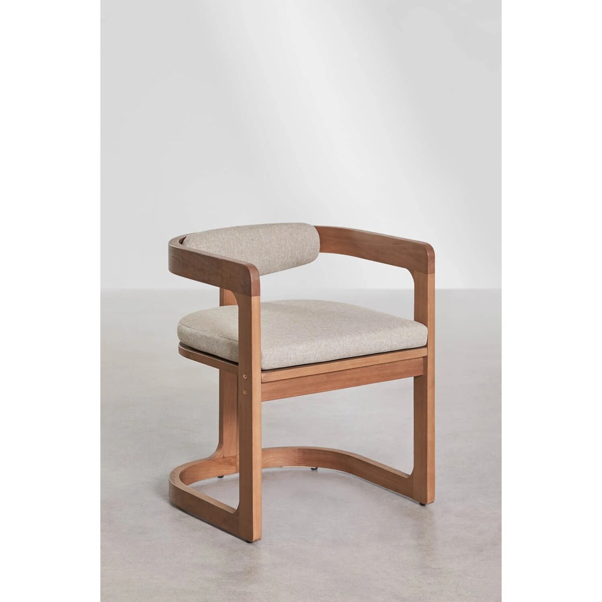 Krzesło ogrodowe z drewna eukaliptusowego Selira, naturalne