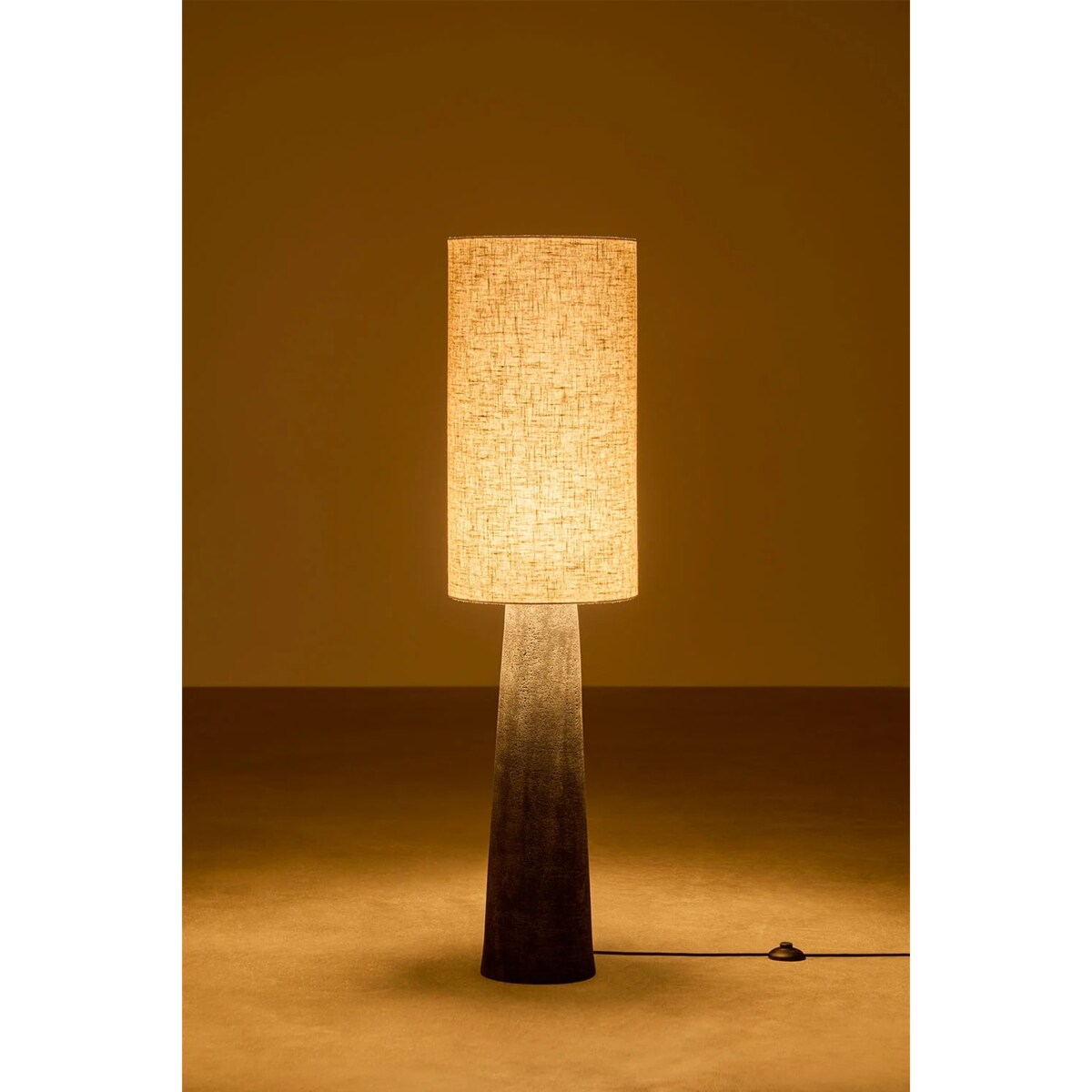 Lampa podłogowa Loana z lnu i włókna szklanego czarna 140 cm