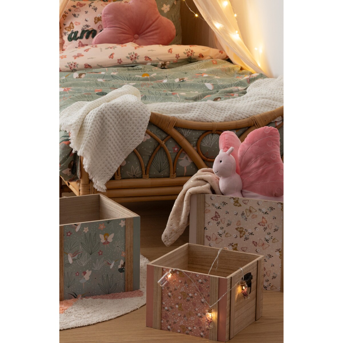 Poduszka w kształcie kwiatka AMELIA, 38 x 38 cm