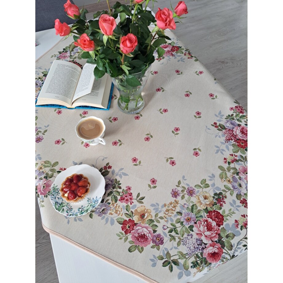 Obrus Na Stół 100X100 Cm Ozdobny Dekoracyjny Róże