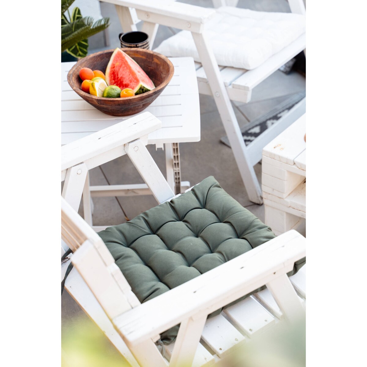 Poduszka na krzesło pikowana z wiązaniem ESSENTIEL, 40 x 40 cm