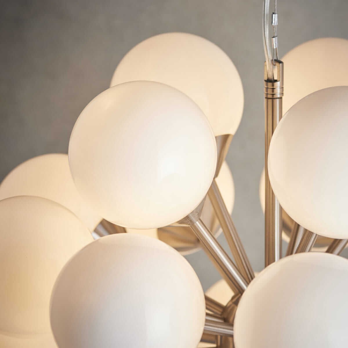 Molekułowa lampa wisząca Oscar 77587 Endon wielopunktowa biała nikiel