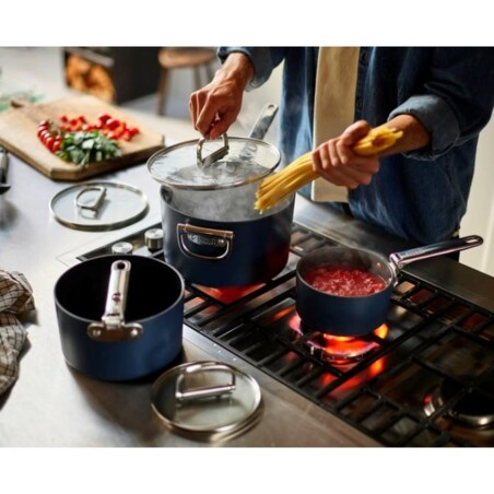 Rondel ze składanym uchwytem (23 cm) + pokrywka Space Joseph Joseph