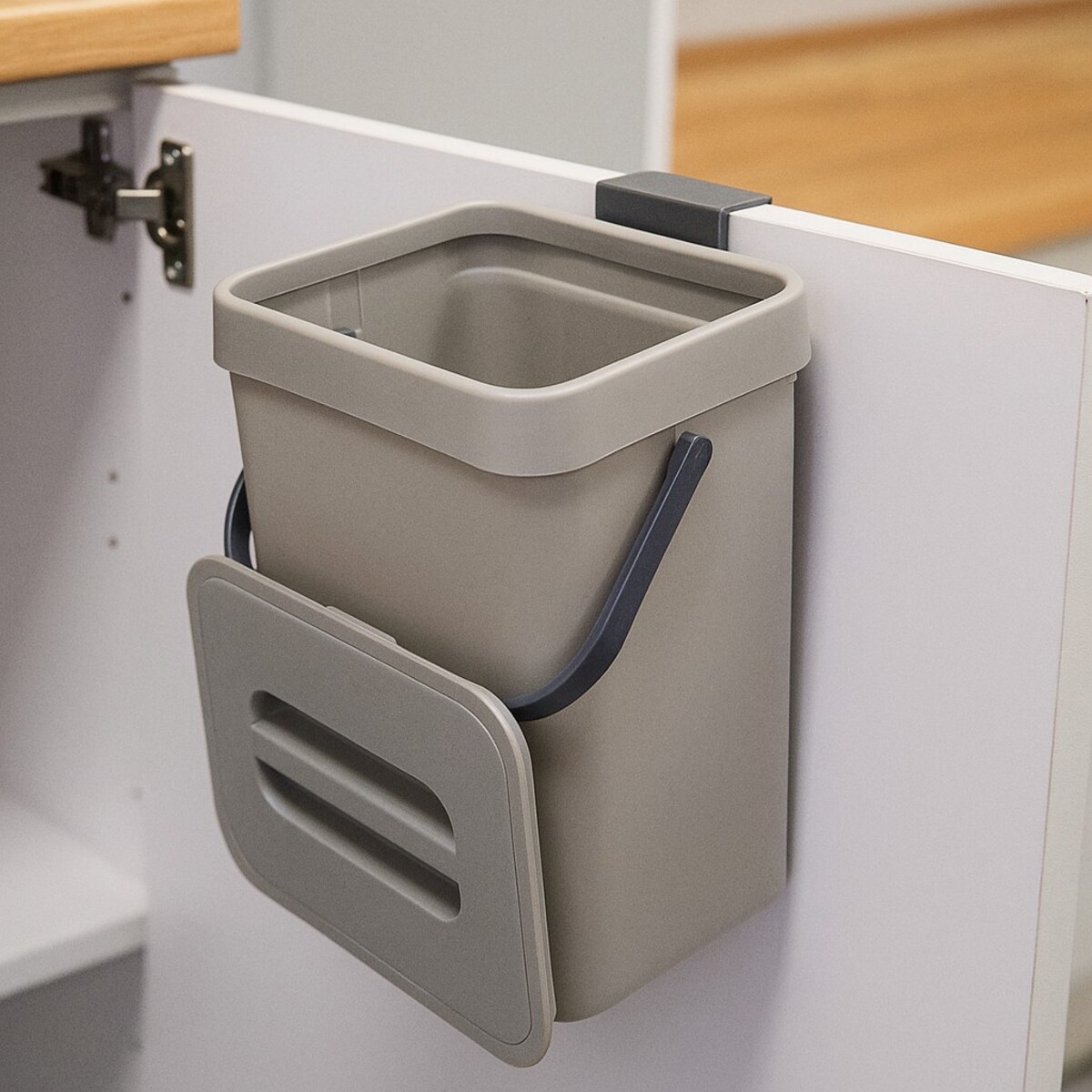 Kosz na śmieci do kuchni SAVA na drzwi od szafki, 3 l