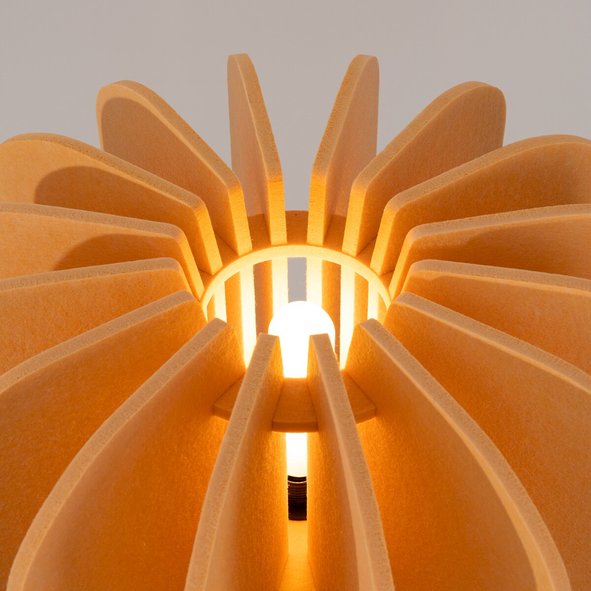 Lampa podłogowa MULA 45 żółta