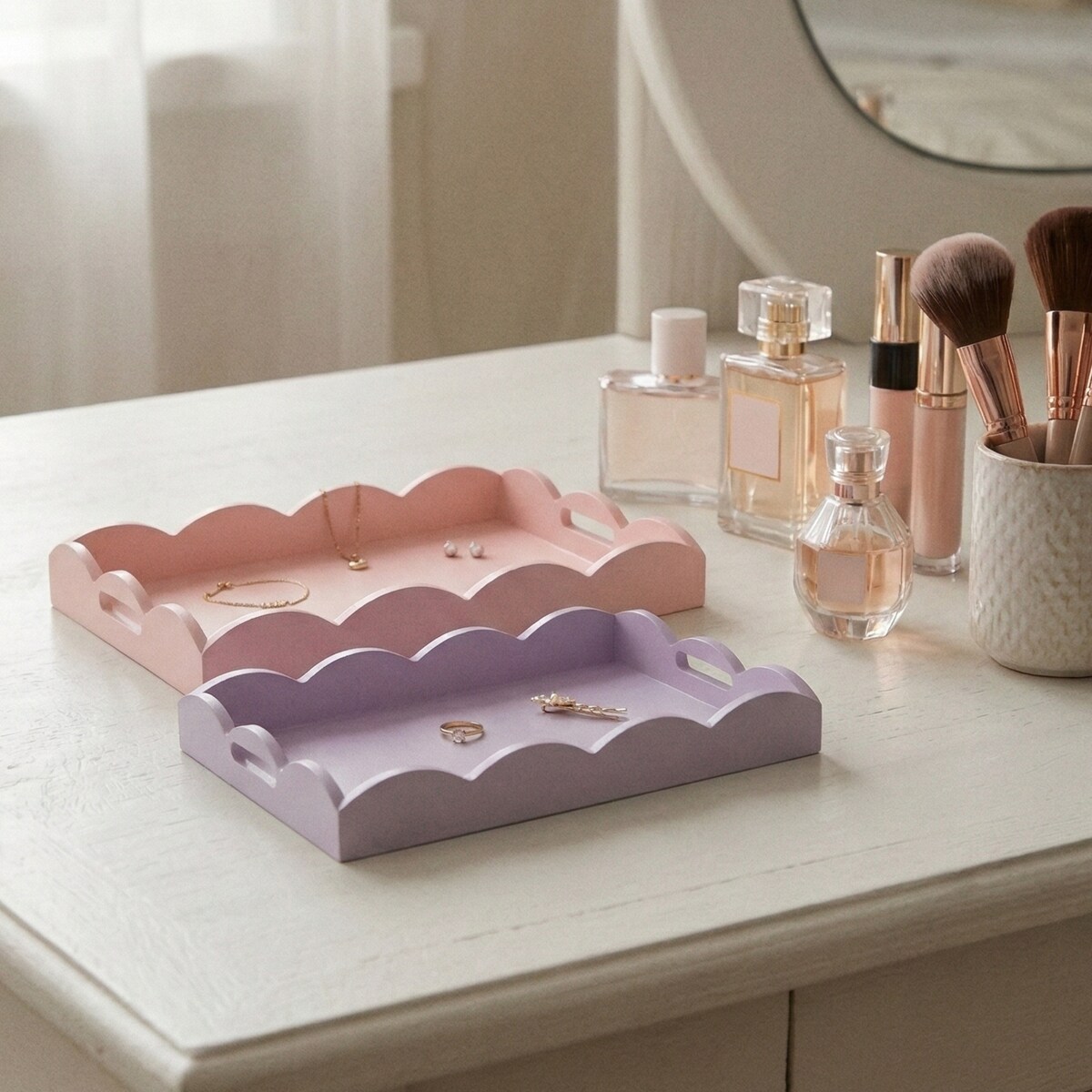 Zestaw 2 drewnianych pastelowych tacek, matowe wykończenie