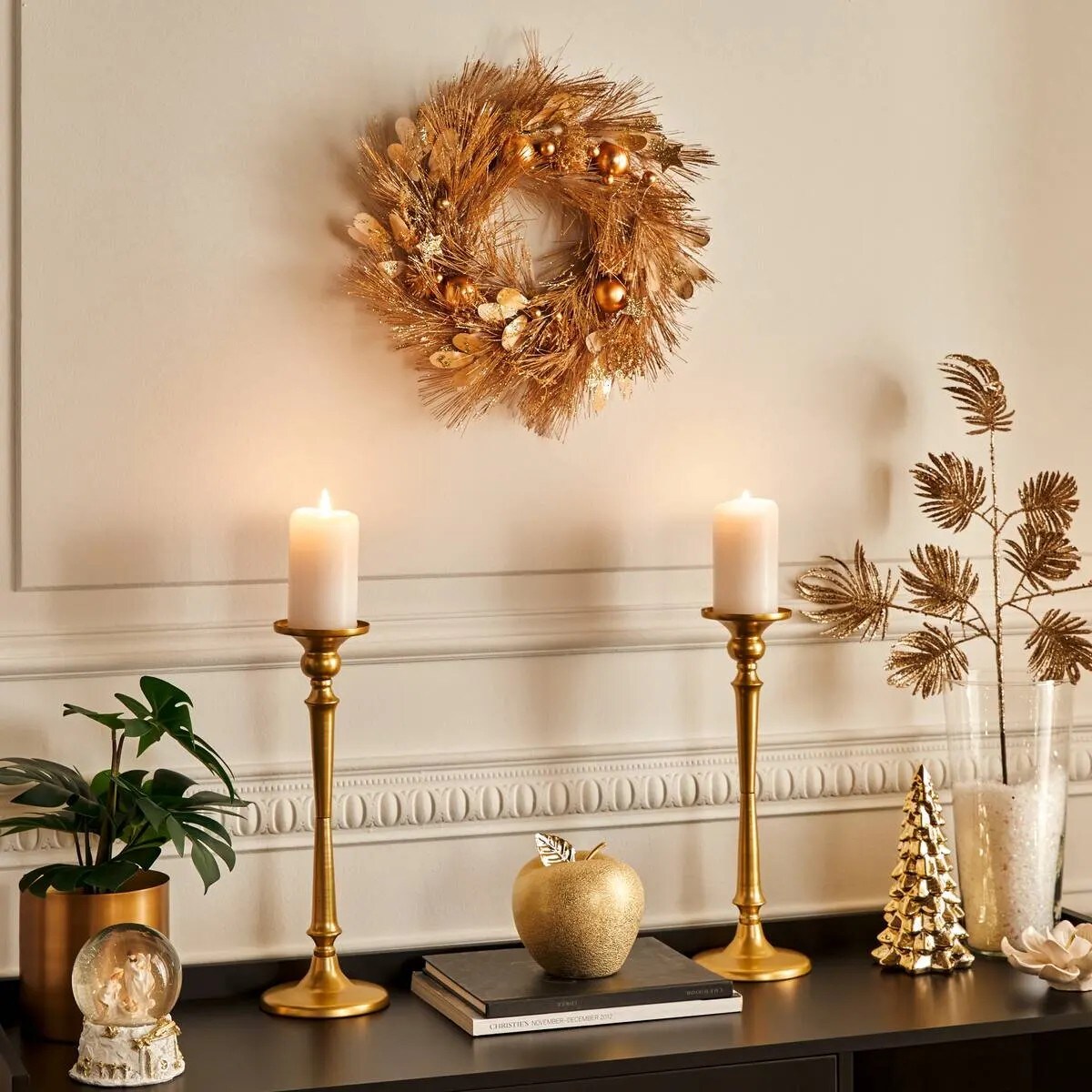 Wieniec wianek świąteczny złoty 35 cm