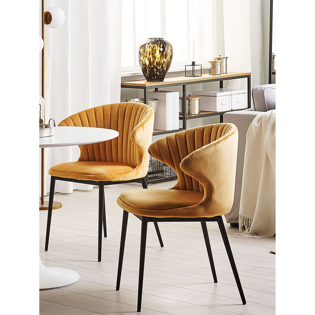 Zestaw 2 krzeseł do jadalni welurowy żółty AUGUSTA