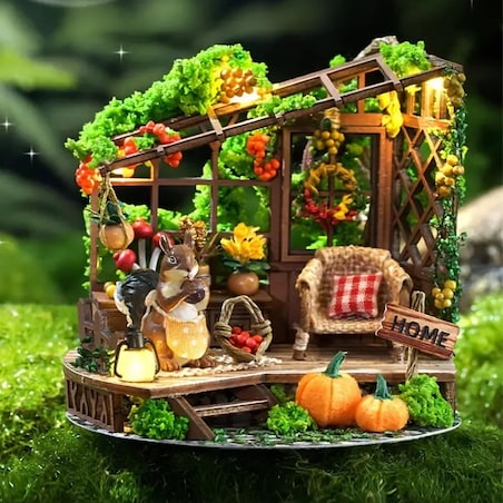 Miniaturowy domek - Październikowy sad