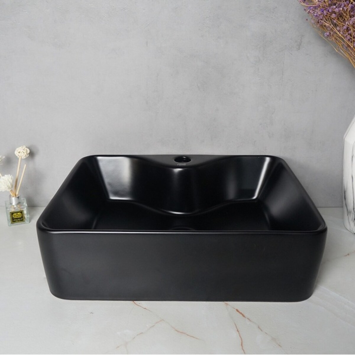 Umywalka nablatowa ceramiczna czarna 48x38cm