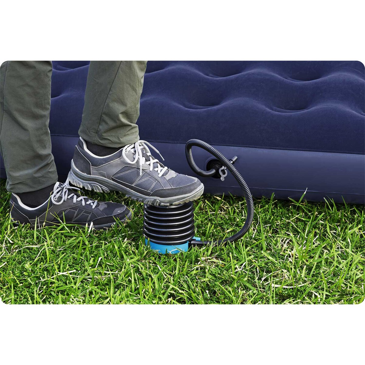 Pompka nożna Bestway do materaca tłokowa 13 cm / 0,3 l