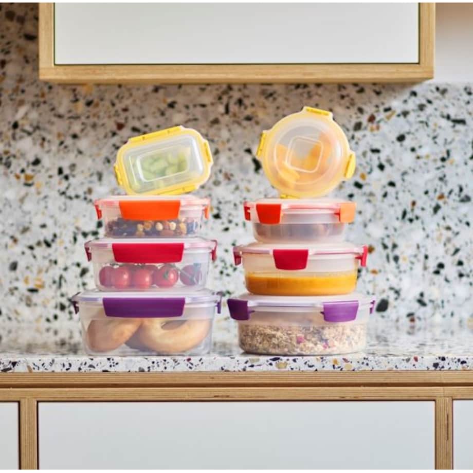 Zestaw 8 pojemników Multicolor Nest Lock Joseph Joseph