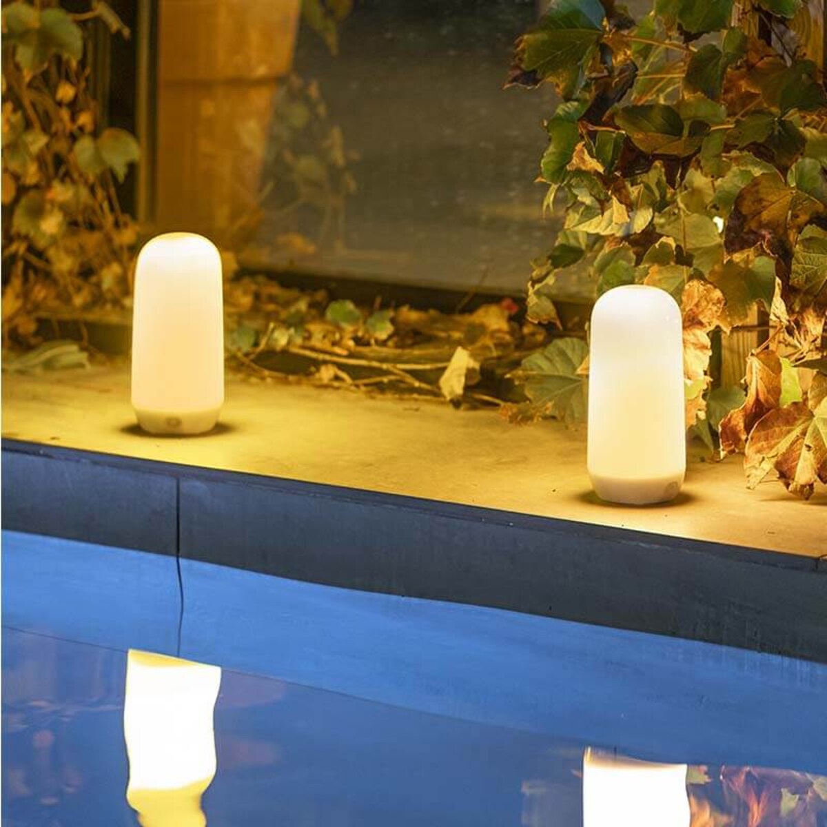 Tarasowa lampka stołowa z magnesem Candy LUMCND019BXWLNW King Home IP54 biała