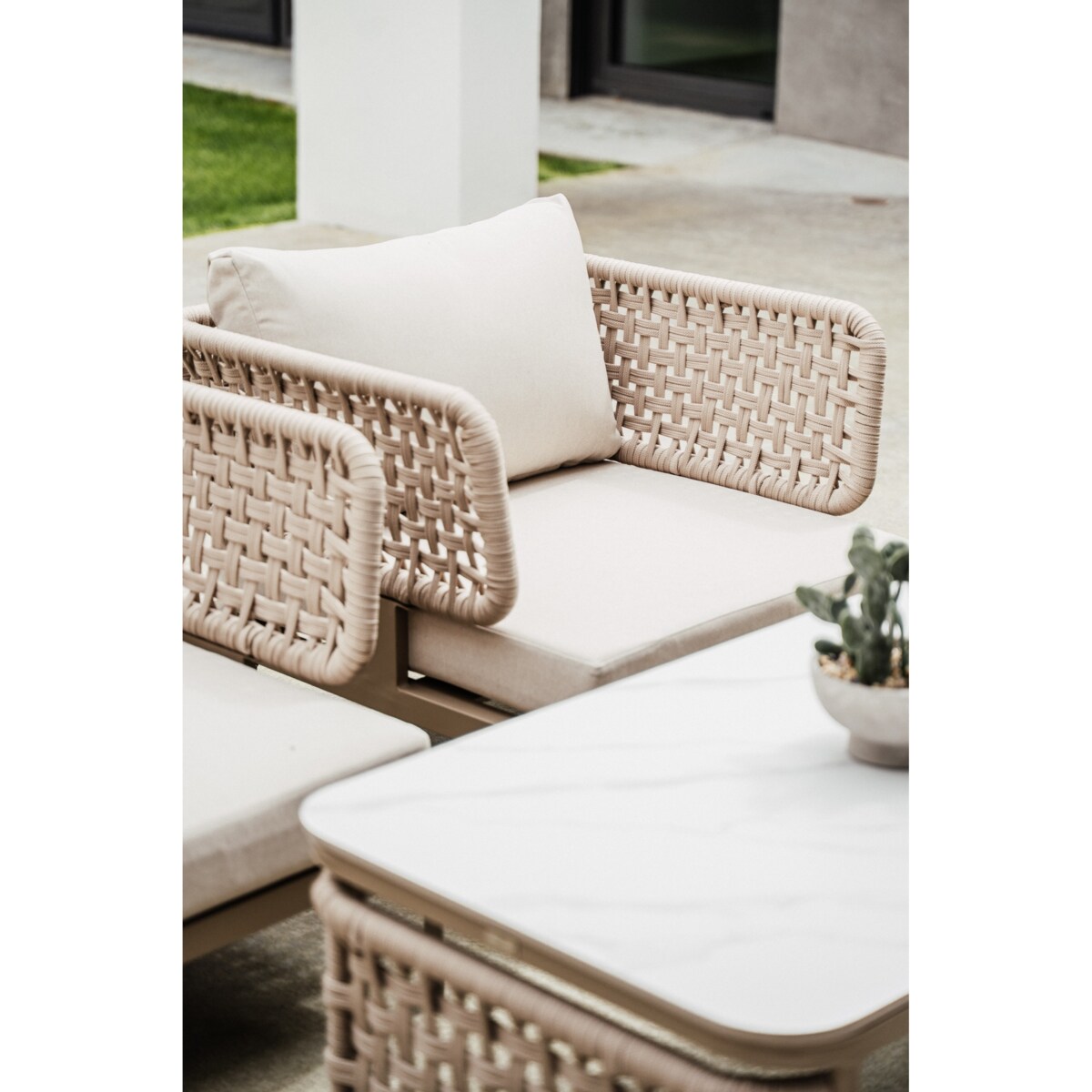 FOTEL ALUMINIOWY TIZIANO SZAMPAŃSKI