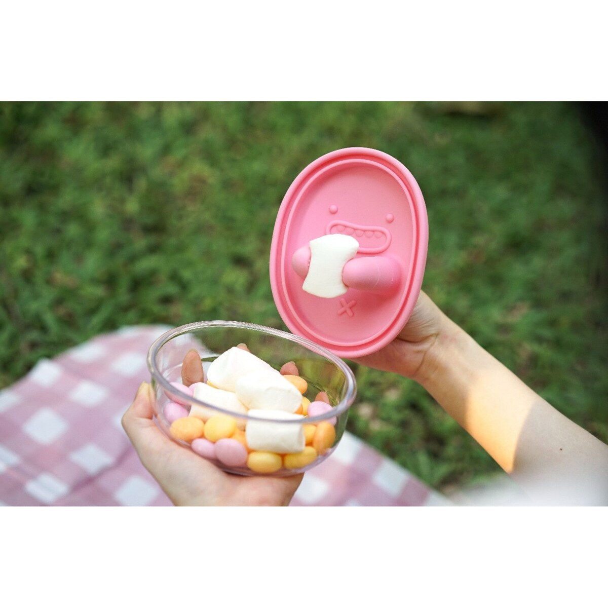 MONCHI FINGER SNACK BOWL innowacyjny pojemnik na przekąski, Peony Pink